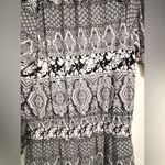 White House | Black Market Whit House Black Market, Black and White Patterned Dress Size: 14 Photo 4