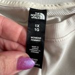 The North Face  Women's cream ivory Long Sleeve Top size 1x Photo 3