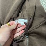 Pink Rose Brown Cropped Zip-Up Hoodie Photo 2