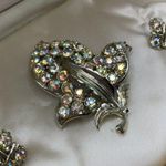 Vintage Aurora Borealis Rhinestone Brooch and Earring Set Photo 2