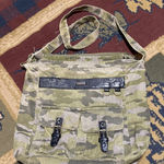 Roxy ’s crossbody purses Photo 0