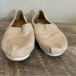 Toms Canvas Shoes Tan Beige Women’s Size 6.5 Neutral Boho Casual Beachy Photo 4