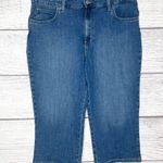 Lee NWT  Relaxed-Fit Mid Rise Denim Capri Jeans Size 16 Photo 11