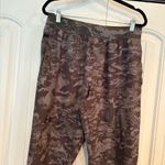 Under Armour Green Camo Joggers Size Medium Photo 2