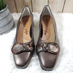 ROS HOMMERSON Size 9 Taupe, Metallic, Brown Solid Narrow Kitten Heels Photo 1
