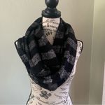 EXPRESS Infiniti knit scarf Photo 0