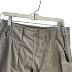 The North Face  Women's Size 6 Cargo‎ Khaki Outdoors Shorts Photo 1