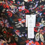 ZARA  High Waisted Ruffled Mini Skirt Black & Red Floral Print Size M Photo 5