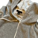 I. Crew Women’s Velour Pullover Hoodie. Gray. Size Large Gray Photo 3