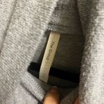 Aritzia  turtleneck  Photo 1