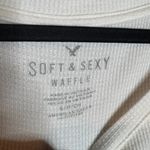 American Eagle  white Waffle henley top crochet sleeves Photo 3