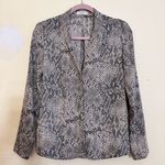 Babaton  Aritzia Akira Blouse‎ Size Small Snake Print 71882 Photo 0