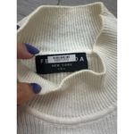 Few Moda White Bell Sleeve Ribbed Sweater Size Small Photo 6