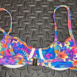 Kulani Kinis  Set Photo 6