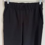 Lululemon  On The Fly Crop Woven 23" Pants Size 6 Black Comfy Photo 3