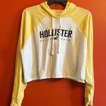 Hollister  Sunny Yellow Sweatshirt size M Photo 1