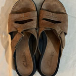 Clarks Women’s Brown Sandals Photo 0