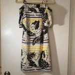 H&M NWT Milan Floral off shoulder dress Photo 4