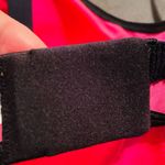 Victoria's Secret NEW VSX Sports Bra 34DDD Pink Black Padded Lined Feminine Gym Photo 6