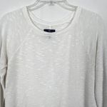 Gap  Women's White Lightweight Pullover Sweater Size M Photo 2