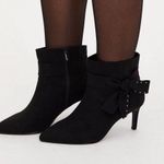 Torrid  Studded Side Bow Ankle Boots Booties Black Microfiber‎ 9.5W Photo 0