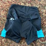 Pearl Izumi  cycling shorts Photo 2