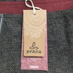 prAna  Quincy Skirt Grey Coal Wool Wrap Buckle Closure Plaid Lining Size S New Photo 9