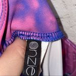 Onzie Multicolored Patterned Capri Leggings Axom Photo 4