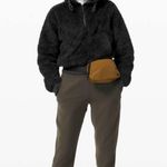 Lululemon Oh So Sherpa Half Zip black hood pocket size 8 Photo 2