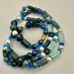 Avon vintage South of France blue beaded triple strand necklace Photo 3
