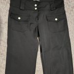 Bebe NWOT stretchy capri pants. Sz S Photo 1