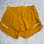 Lululemon Hotty Hot Short High-Rise 2.5” Photo 1