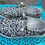 Hey Dude Leopard s Photo 0