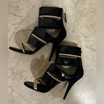 Vero cuoio italia Elegant Black and Gold Women's Heels Size 7.5 Photo 1