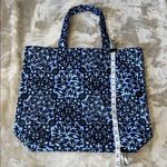 Estée Lauder Estee Lauder Blue and Black Tote Bag with Classic Design Photo 4