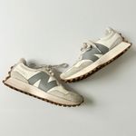 New Balance 327 Sneakers in Sea Salt Castlerock Gray Size 6.5 Womans Photo 6