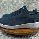 New Balance Skechers Women's Go Walk Joy Miraculous size 11 Photo 0