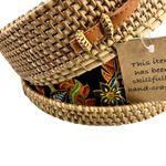 Natural Hand Photo 3