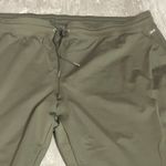 zuda Women's Pull Photo 1