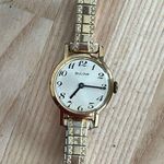 Bulova Ladies Watch Rare Vintage Gold-Tone Stretch Bracelet Gold Plated Bezel Photo 2