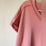 Heimish Ribbed V Photo 7