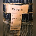 Forever 21  High-Rise Denim Cargo Shorts Woman’s Small Photo 6