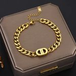 Stainless steel gold tone chunky bracelet nwt Photo 0