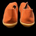 Orange cutout leather Owlkay walking shoes and carrying bag. NWOT. Size 8.5 Photo 2