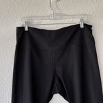 Zella Z by Leggings 2 Pack Women's XL Black and Gray with Black (Capri) Photo 7