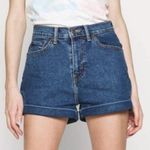Levi's  Brand New Vintage Inspired Mom Shorts Photo 0