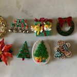 Festive Holiday Brooch Set Red Photo 0