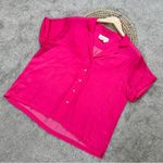 Anthropologie by  Classic Surf Satin Shortsleeve Button Down Shirt in Hot Pink M Photo 4