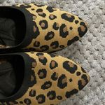 MIA  LEOPARD POINTY FABRIC FLATS SIZE 11 EUC #3122 Photo 2