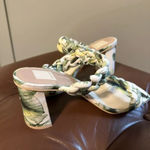 NEW Dolce Vita Block Heel Sandal Palm Leaf Tropical Print Pailey Sandal Size 8.5 White Photo 3